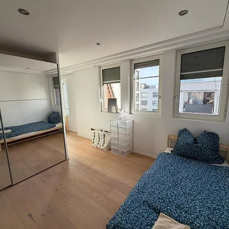 Apartamento Elegante Maisonette Mit See-panorama In Rorschach