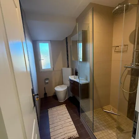 Elegante Maisonette Mit See-panorama In * Rorschach