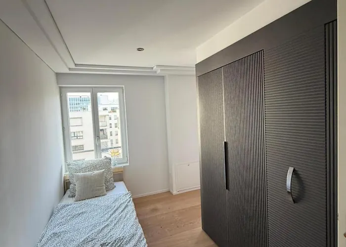 Elegante Maisonette Mit See-panorama In Lejlighed *