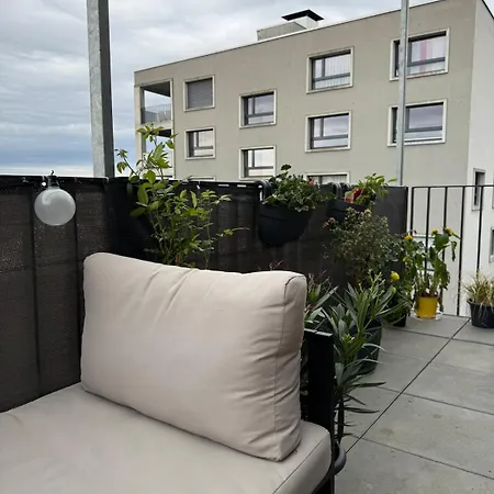 アパート Elegante Maisonette Mit See-panorama In *